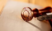 How to Become a Notary Closing Agent in Florida