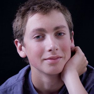 Teen groups enjoy helping their communities.