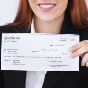 How Much in Federal Taxes Is Taken Out of Paychecks?