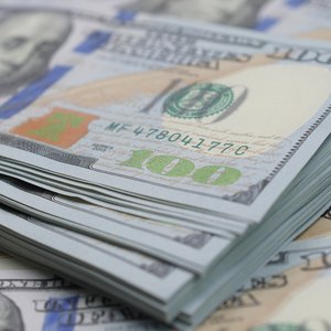 Do I Have to Report Miscellaneous Income Less Than $600?