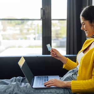 How to Find Out How Much Money Is on a Prepaid Debit Card