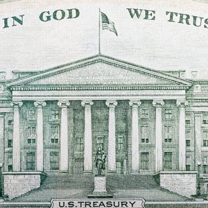What Are 10-Year Treasury Notes & How Do You Buy Them?