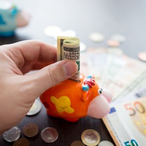 Are 401(k) Deductions Part of Gross Income?