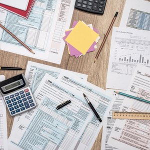 Are Employer-Provided Retirement Gifts Taxable?