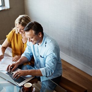 How to Stop an Online Payment From Your Bank Account