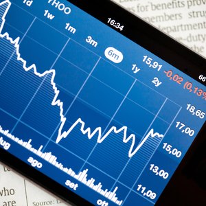 How to Change a Bank Account Title to a Trust