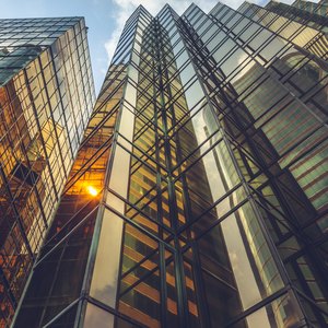 How to Transfer Ownership of Stock in a S Corporation