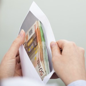 Do You Get a W-2 If Your Employer Is Paying You Cash?