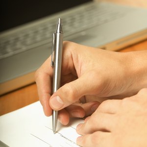 Difference Between a Lease & Sublease Agreement