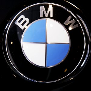 How to Extend My BMW Lease Agreement