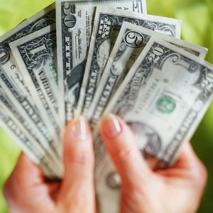 How to Invest in Foreign Banks