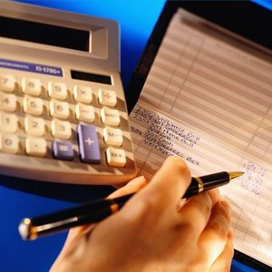 How to Figure Interest to Be Paid on Unpaid Balance of Loan
